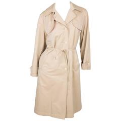 Yves Saint Laurent Rive Gauche Trenchcoat 2