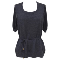 CLASS ROBERTO CAVALLI Schwarzes Strickoberteil mit kurzen Ärmeln und schwarzem Strickgürtel in Grau 14 48