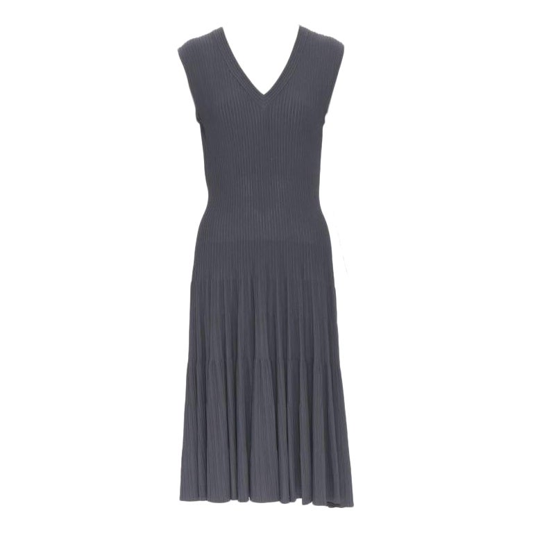 ALAIA dust grey ribbed V-neck sleeveless fit flared cocktail dress M For Sale