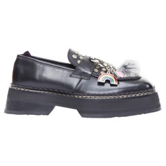 EYTYS Phoenix mocassins en cuir noir clouté avec charme arc-en-ciel EU38