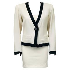 1980s Yves Saint Laurent/YSL Cream Cropped Jacket with Black Satin Trim 5