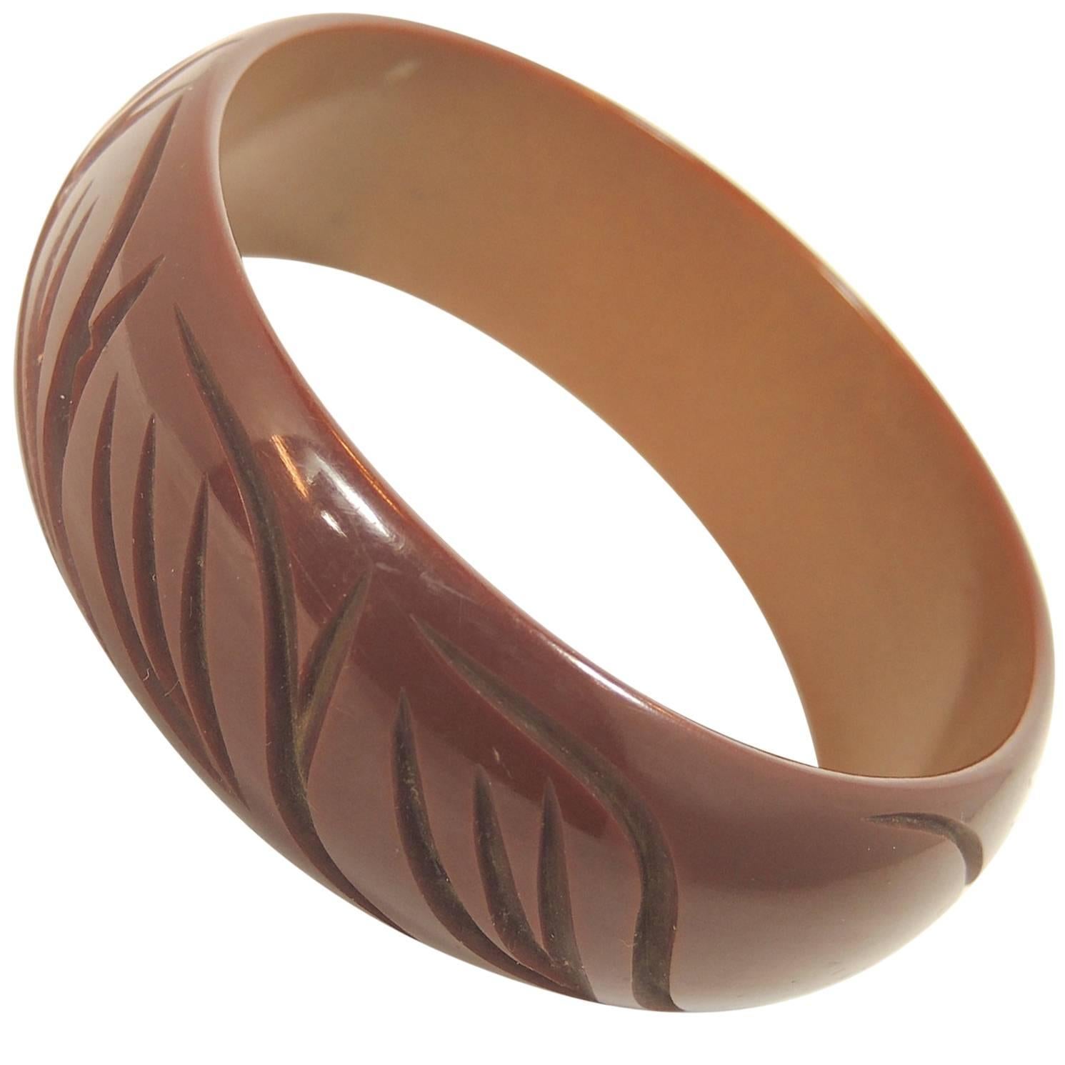 Brown Carved Vintage Bakelite Bangle Bracelet For Sale