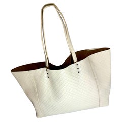 Authentic Bottega Veneta Intrecciato Tote Bag Beige Color Leather Women's Italy