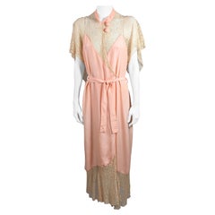 Art Deco - Robe drapée à col mandarin pour lingerie