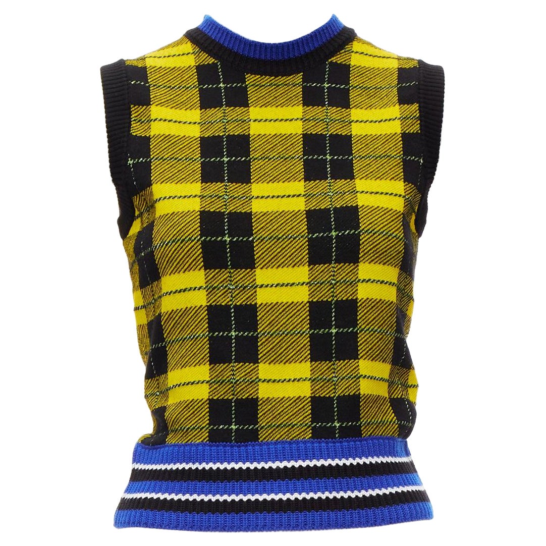 VERSACE 2018 punk tartanblaue Pulloverweste aus Wollmischung mit Netzbesatz IT38 XS im Angebot