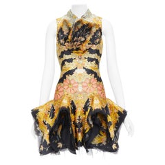 raro ALEXANDER MCQUEEN 2011 Pasarela Esqueleto Floral Vestido de volantes crudo IT40