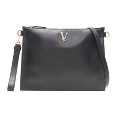 Bolso crossbody Virtus Barocco V dorado de piel negra con cremallera