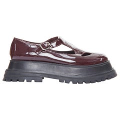 Burberry Aldwych Star in vernice bordeaux, scarpe maryjane con plateau EU36