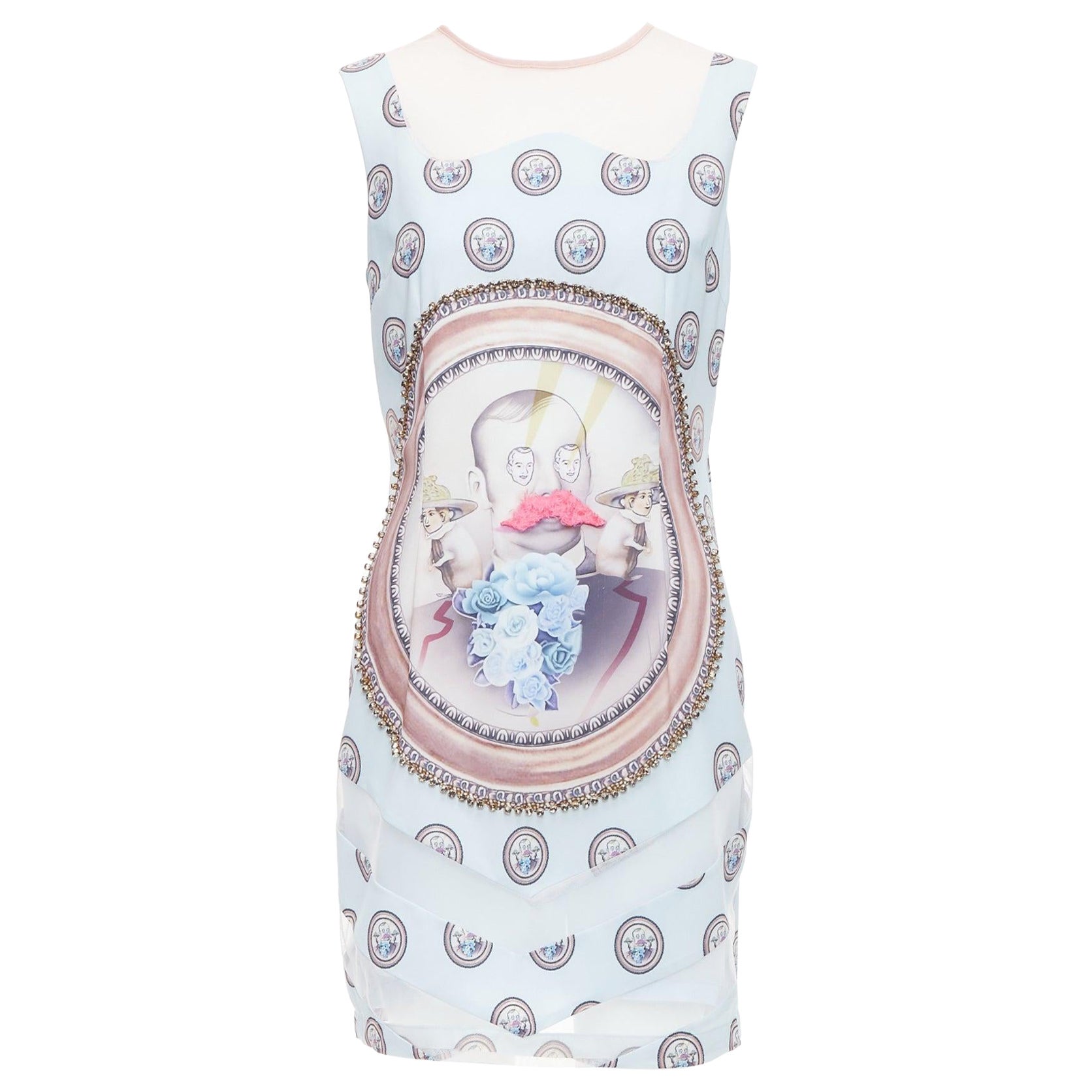 MSGM robe droite à imprimé portrait en soie mélangée bleu ciel avec ornements L en vente