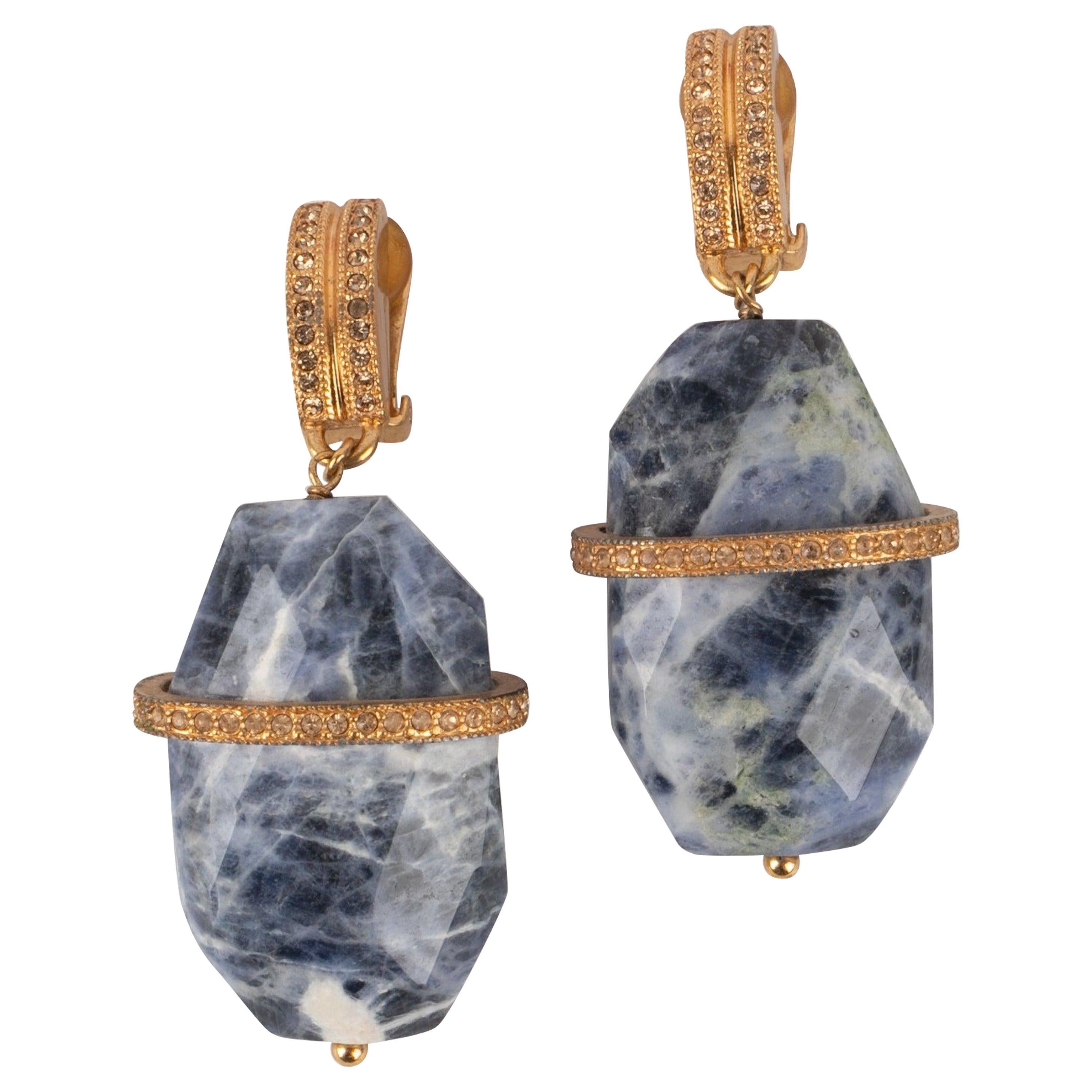 Pendientes de clip Dior con brillantes y piedras duras, 2009