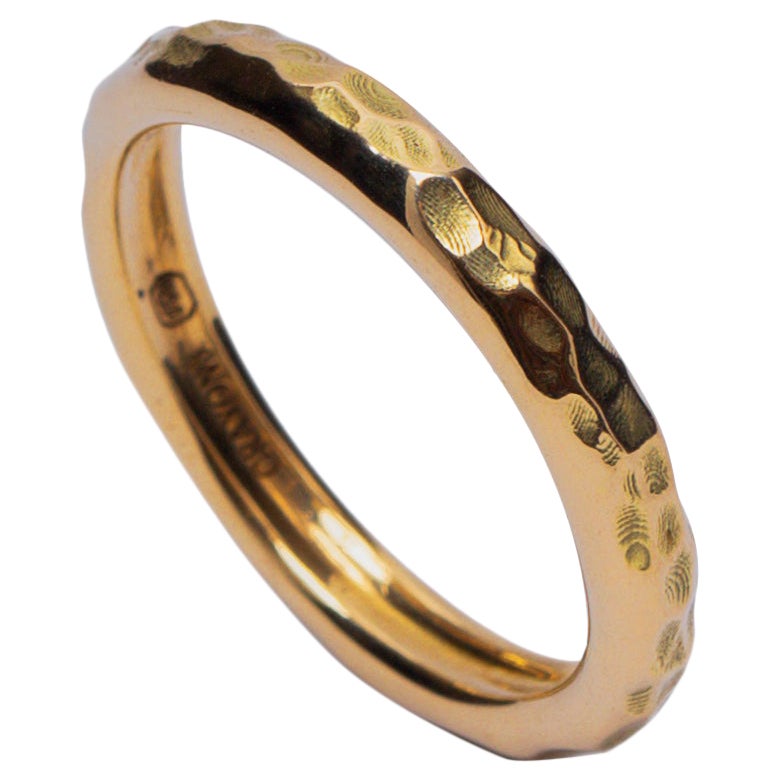 Waves 18k Gold Ring - By Crayons Sao Paulo For Sale