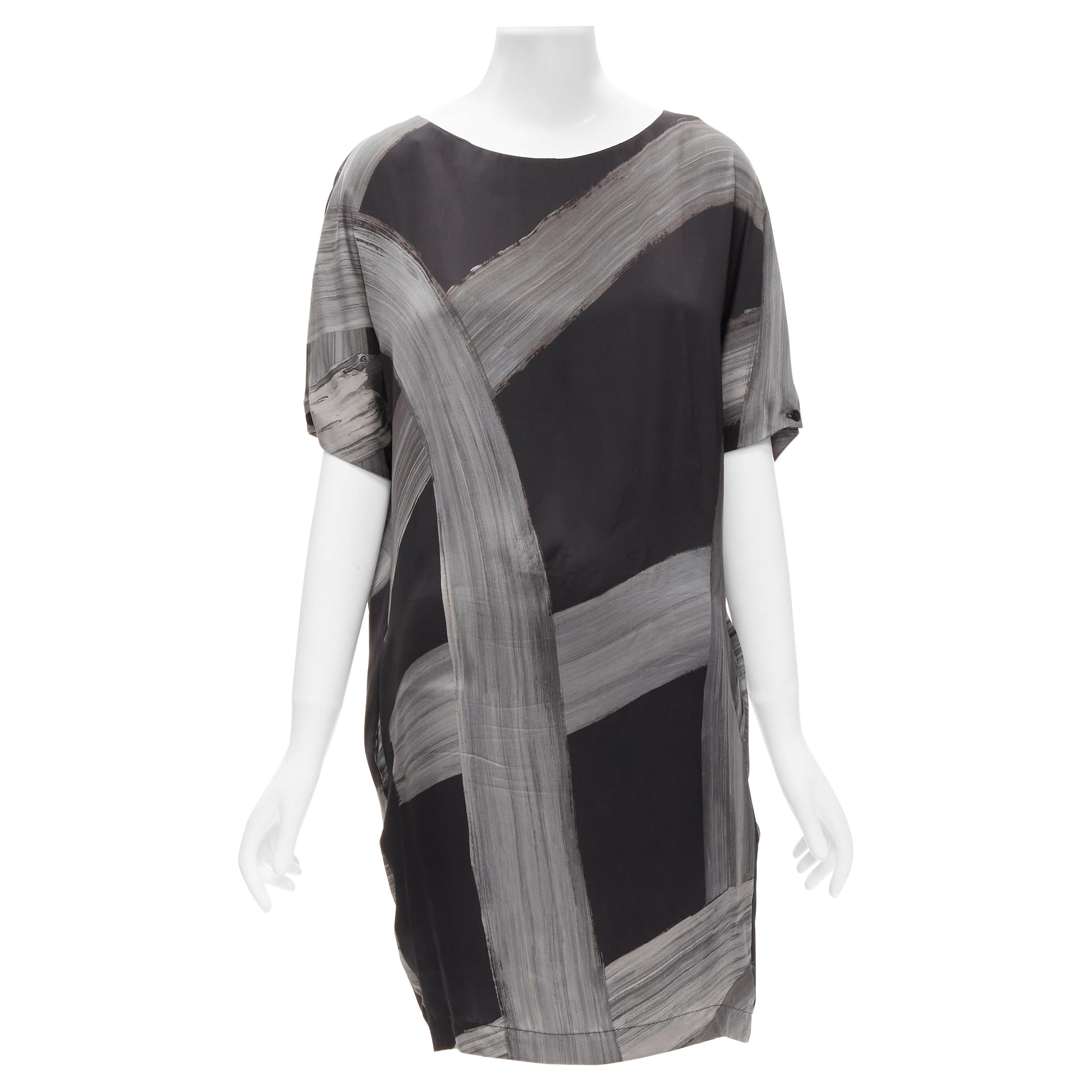 STELLA MCCARTNEY 100% schwarzes graues bateau-Kleid aus Seide mit Pinselstrichdruck IT38 XS