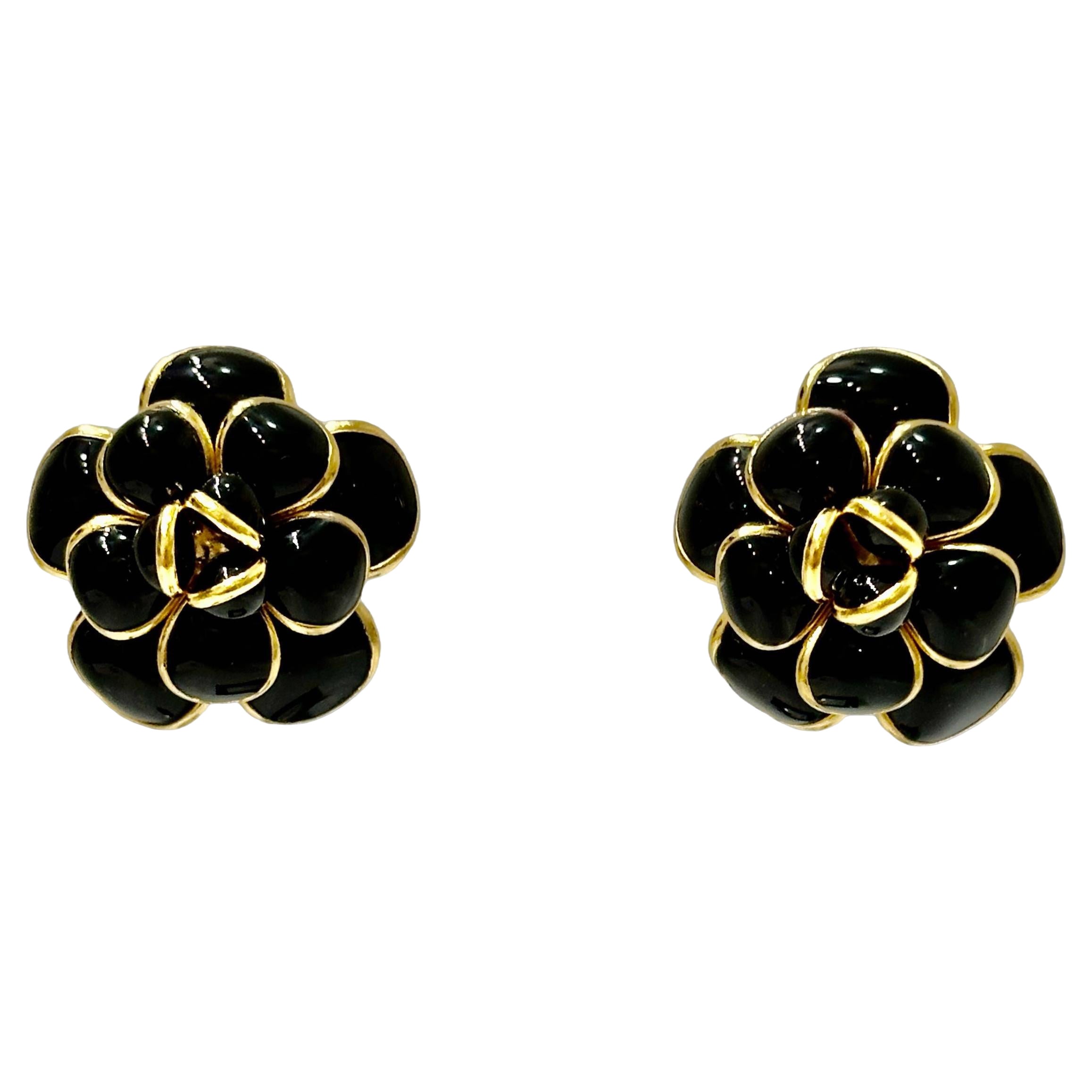 Pate de Verre black Camelia Earrings