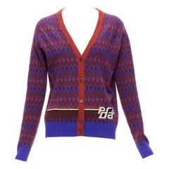 PRADA 2018 Lila Wolle Kaschmir-Strickjacke mit Chevron-Intarsien IT38 XS