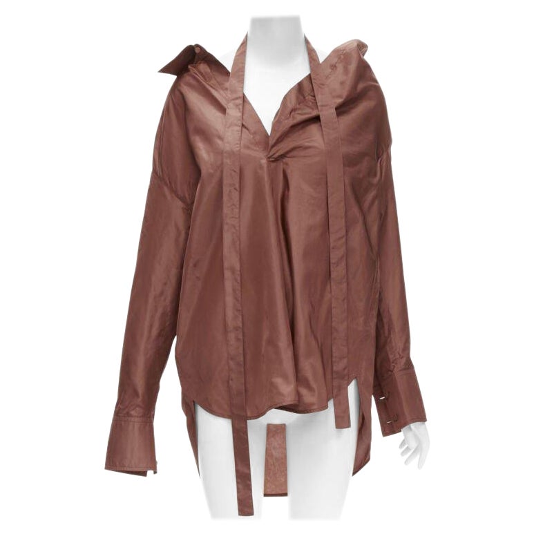 VALENTINO 2022 Runway chemise à col large en taffetas de soie marron avec cravate IT38 XS