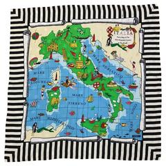 Moschino 1990s Italia Karte von Italien Souvenir Stil Seidenschal