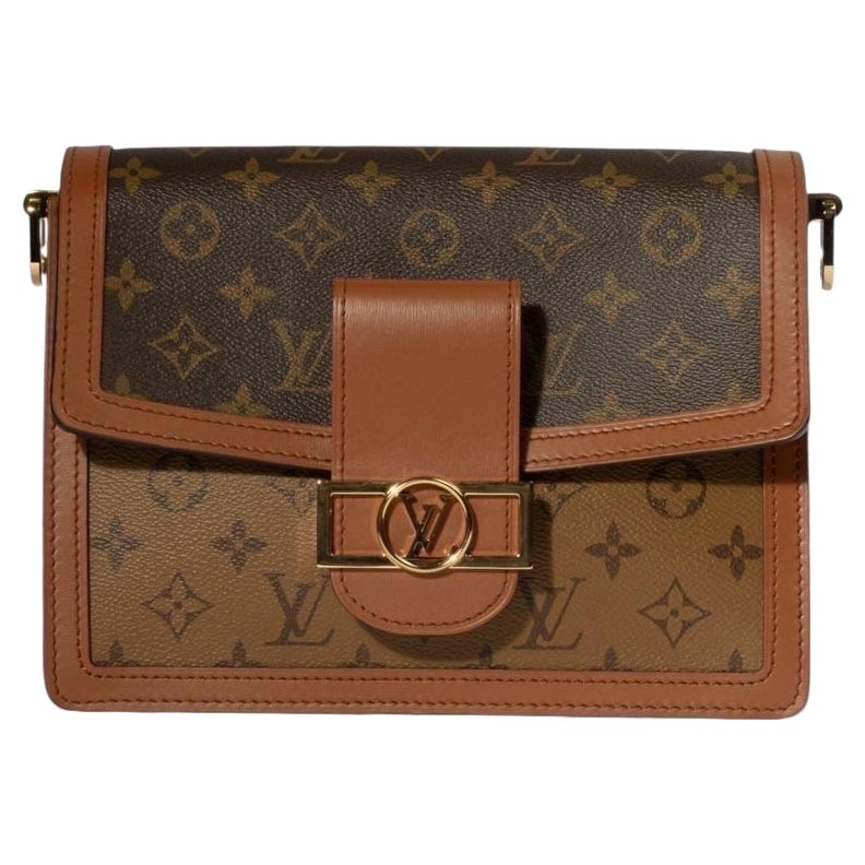 Borsa a spalla Louis Vuitton Dauphine MM Monogram Reverse For Sale