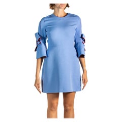 Roksanda, robe bleu clair et rouge, années 2000