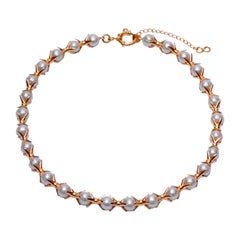 W Chain with 18k Gold Plating and Natural Pearls - By Crayons Sao Paulo