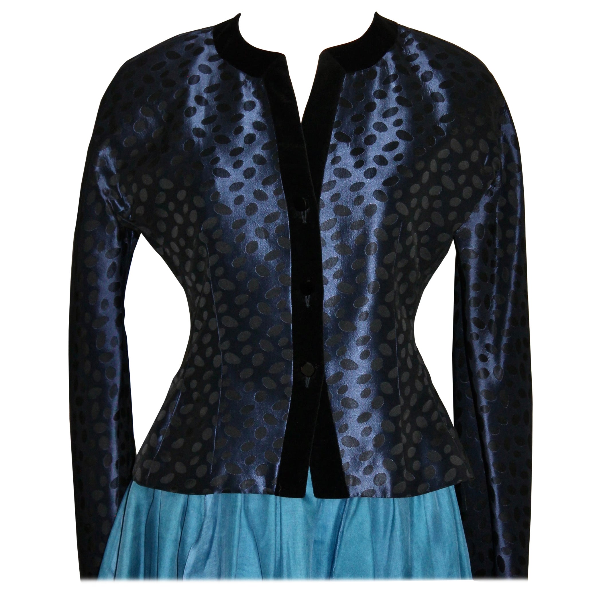 Blaue Satinjacke von Guy Laroche Boutique, Paris im Angebot