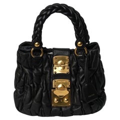 Borsa a spalla Miu Miu Shopper Small Groffata Nera