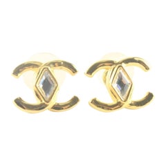 23C CHANEL CC Logo Crystal Earrings Studs Gold Tone 5CZ811K
