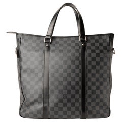 Louis Vuitton Tadao GM In Tela Damier Graphite