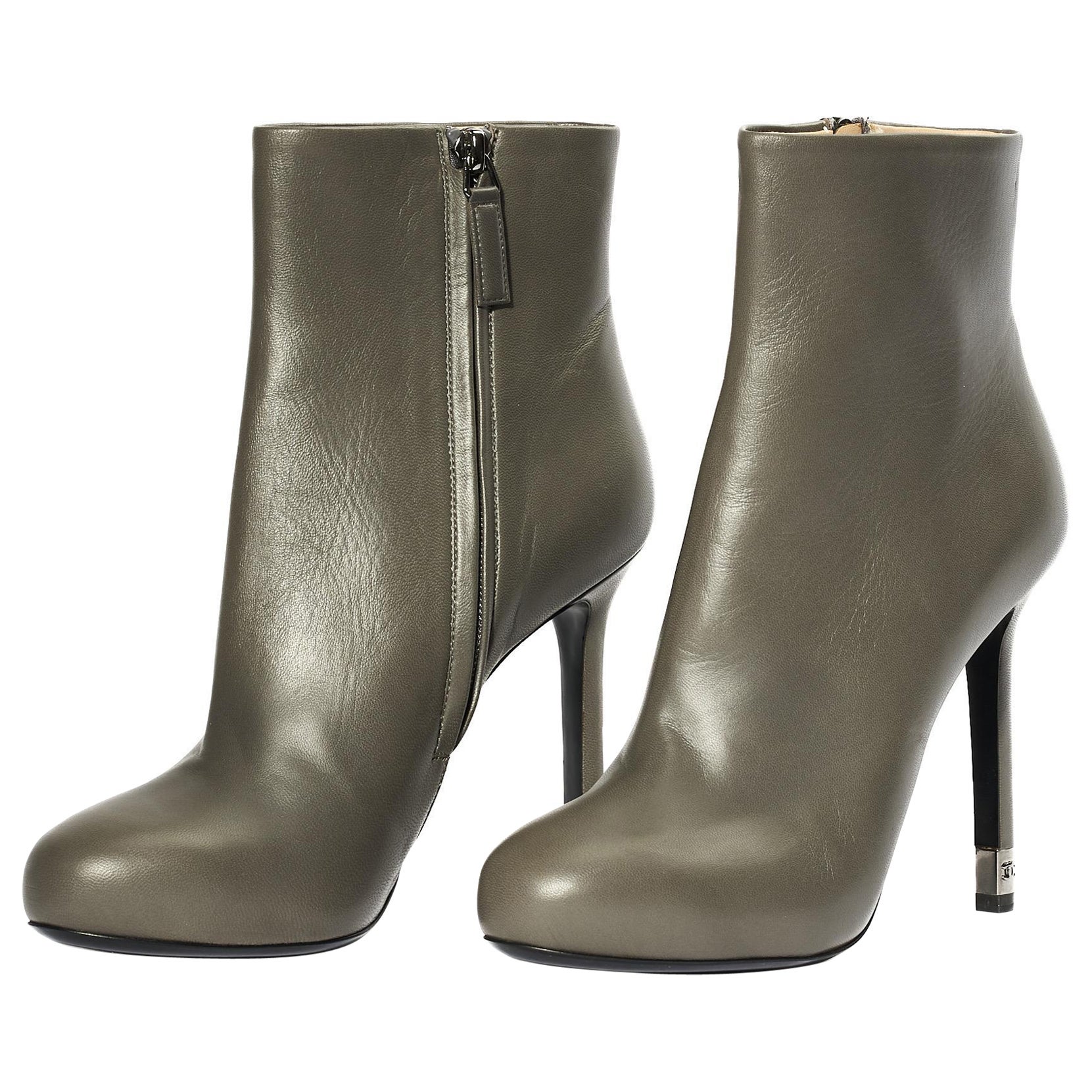 Chanel Stivaletti  in Pelle Grigia For Sale