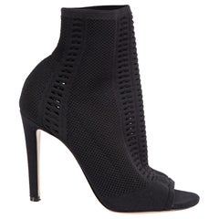 Gianvito Rossi Schwarze Stretch-Strickstiefel mit offenem Zehenbereich Größe IT 38,5