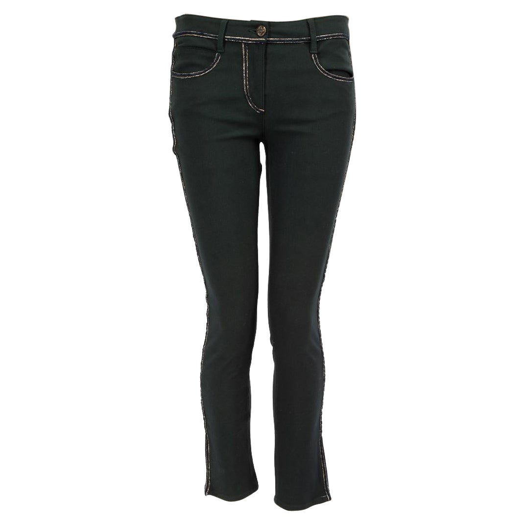 Chanel Grüne Skinny-Hose mit Metallic-Besatz Größe M im Angebot