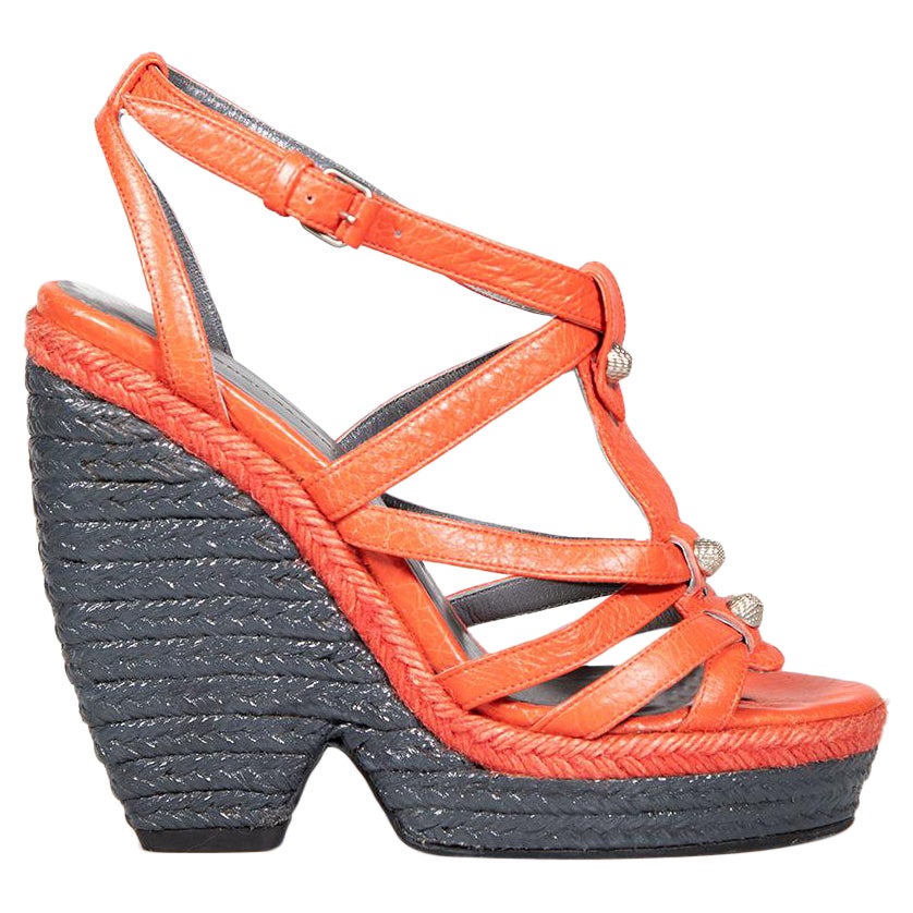 Balenciaga Sandali con zeppa in pelle arancione misura IT 37 in vendita