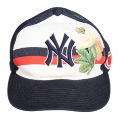 Gucci Gucci x NY Yankees Flower Embellished Logo Cap