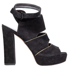 Stuart Weitzman Zapatos de tacón con correa de ante negro Tamaño US 7.5