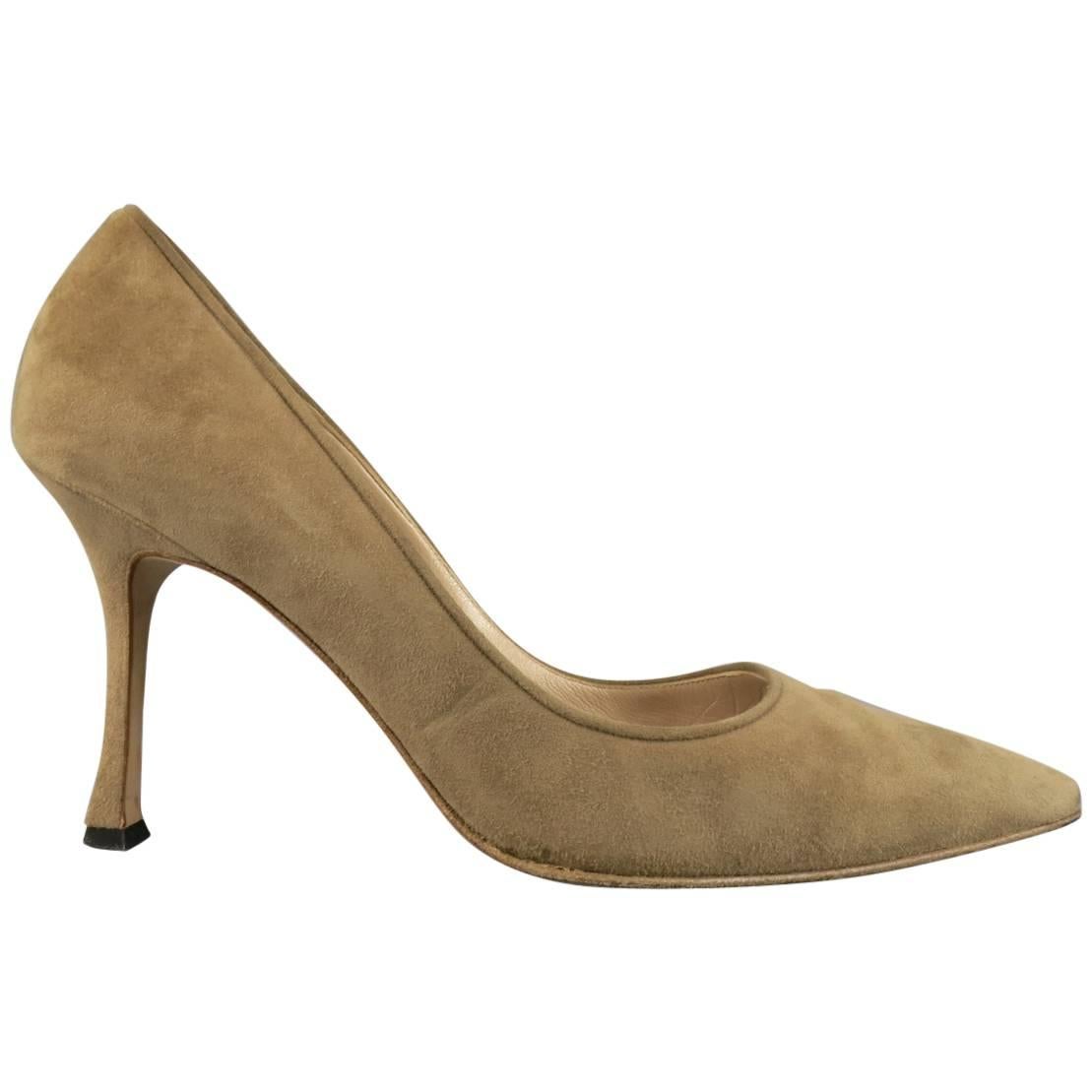 MANOLO BLAHNIK Size 8 Taupe Suede Pointed Toe Pumps