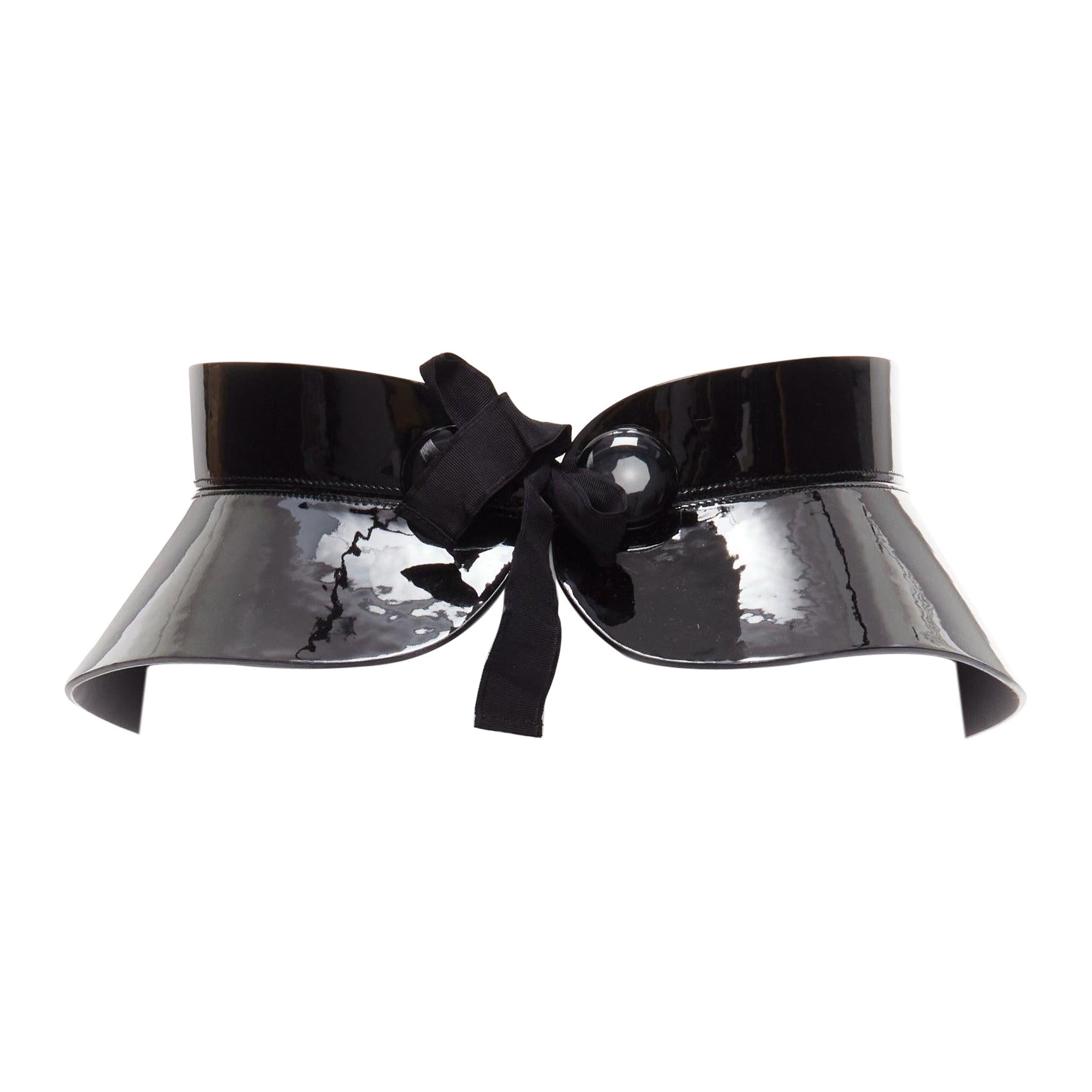 rare LOUIS VUITTON 2011 Runway Fetishes black patent peplum corset belt 85cm For Sale