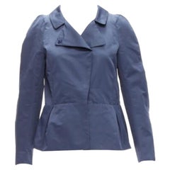 MARNI Veste courte minimale à épaules bouffantes et à péplum structurel en satin bleu taille IT 42 M