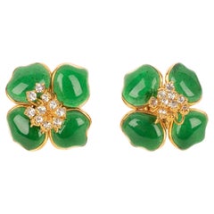 Boucles d'oreilles Augustine en métal doré avec pâte de verre verte