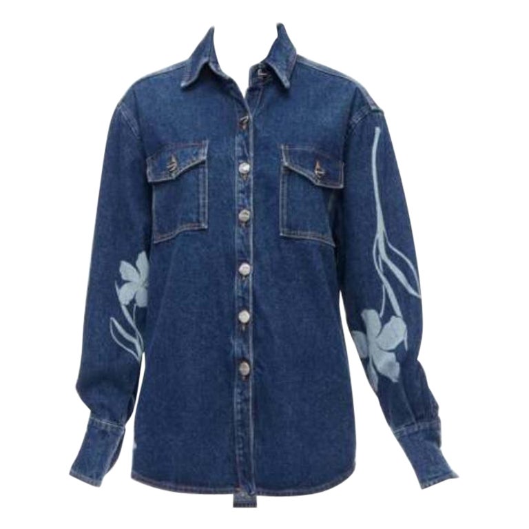 DAVID KOMA 2022 chemise bleue en coton organique floral avec logo argenté UK6 XS en vente