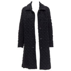 Issey Miyake 100% lana nera testurizzata, giacca lunga monopetto JP2 M