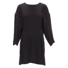 Marni nero grigio a contrasto con il buco del braccio ritagliato, mini abito bateau da annodare sul retro IT38 XS