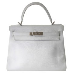 Hermès Kelly 28 White Togo PHW
