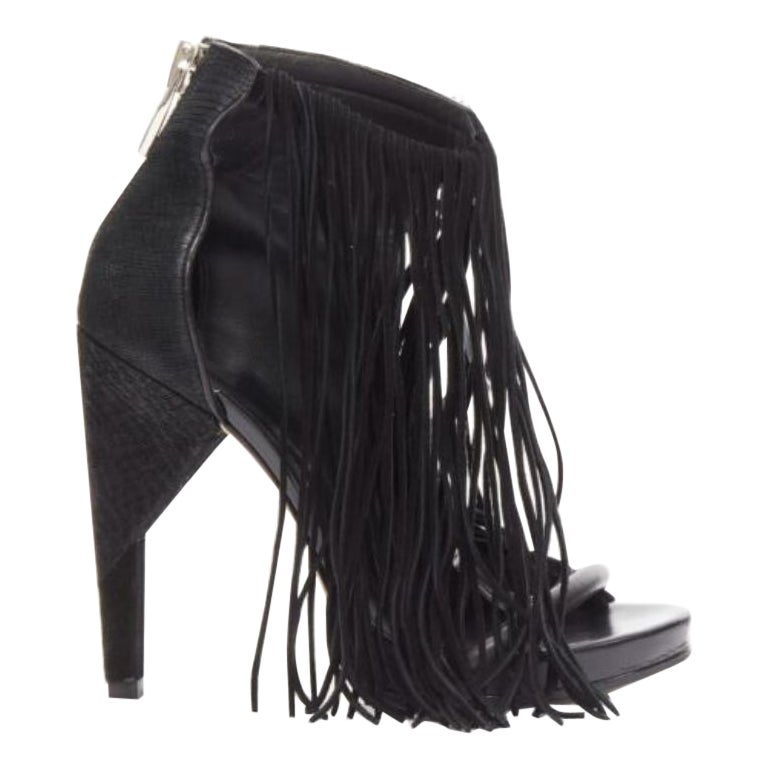 Alexander Wang Dree, sandalo in camoscio nero con frange in rilievo e tacco angolare EU37 in vendita