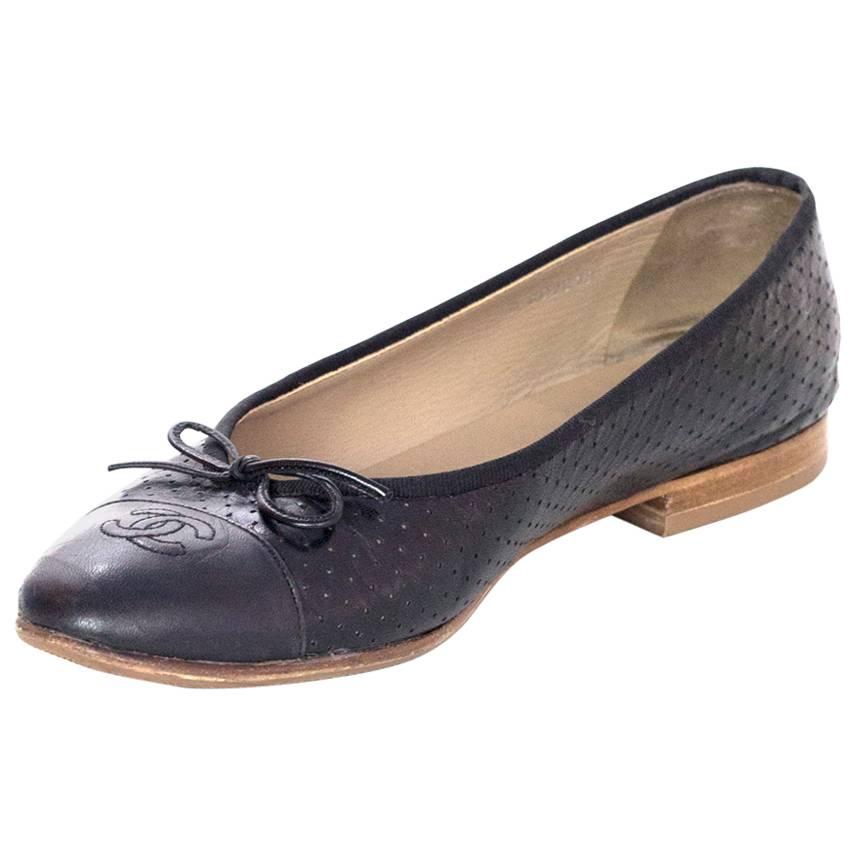 Chanel Black Leather Perforated Ballet Flats sz 41.5