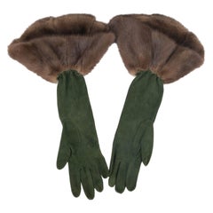 Gants vintage verts à l'intérieur et à l'extérieur
