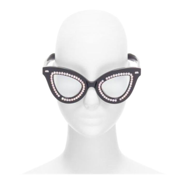 Occhiali da sole GENTLE MONSTER Pushbutton Swarovski Cat Eye in cristallo nero