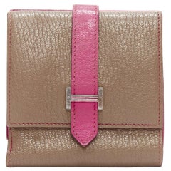 HERMES Bearn marrone in pelle rosa H. H. Portafoglio quadrato con tracolla