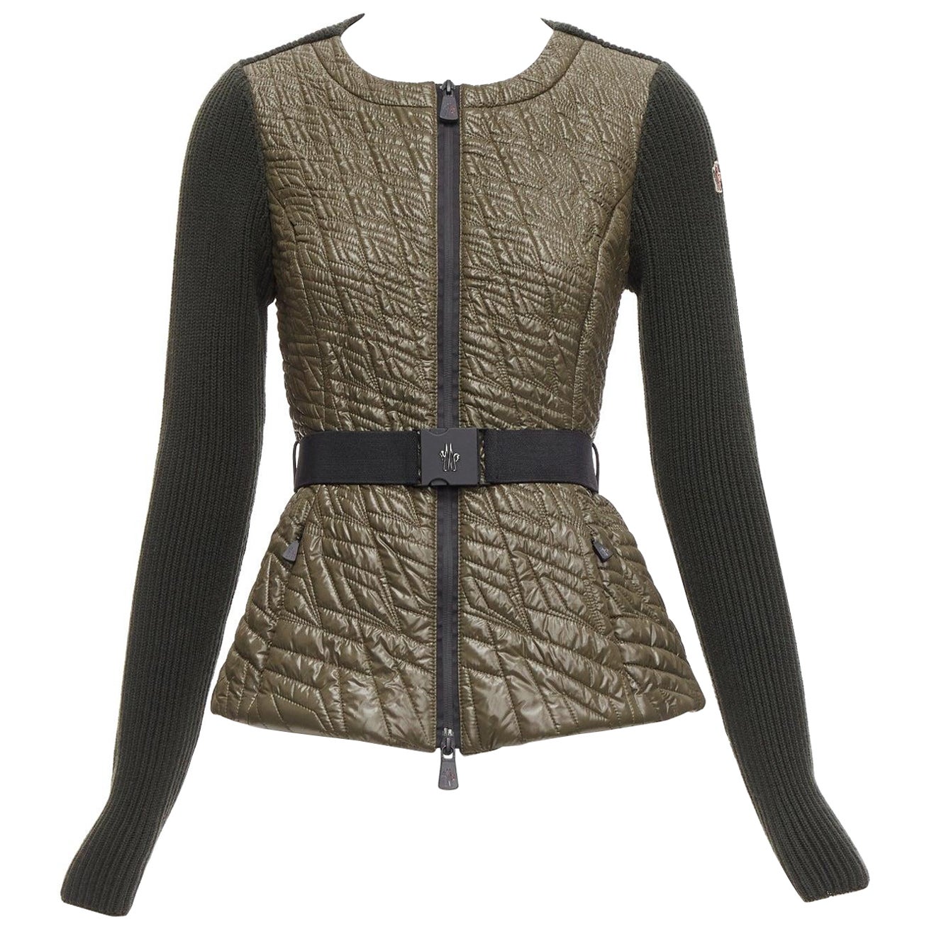 Moncler verde navy trapuntato con maniche a costine e cintura, giacca puffer aderente XS