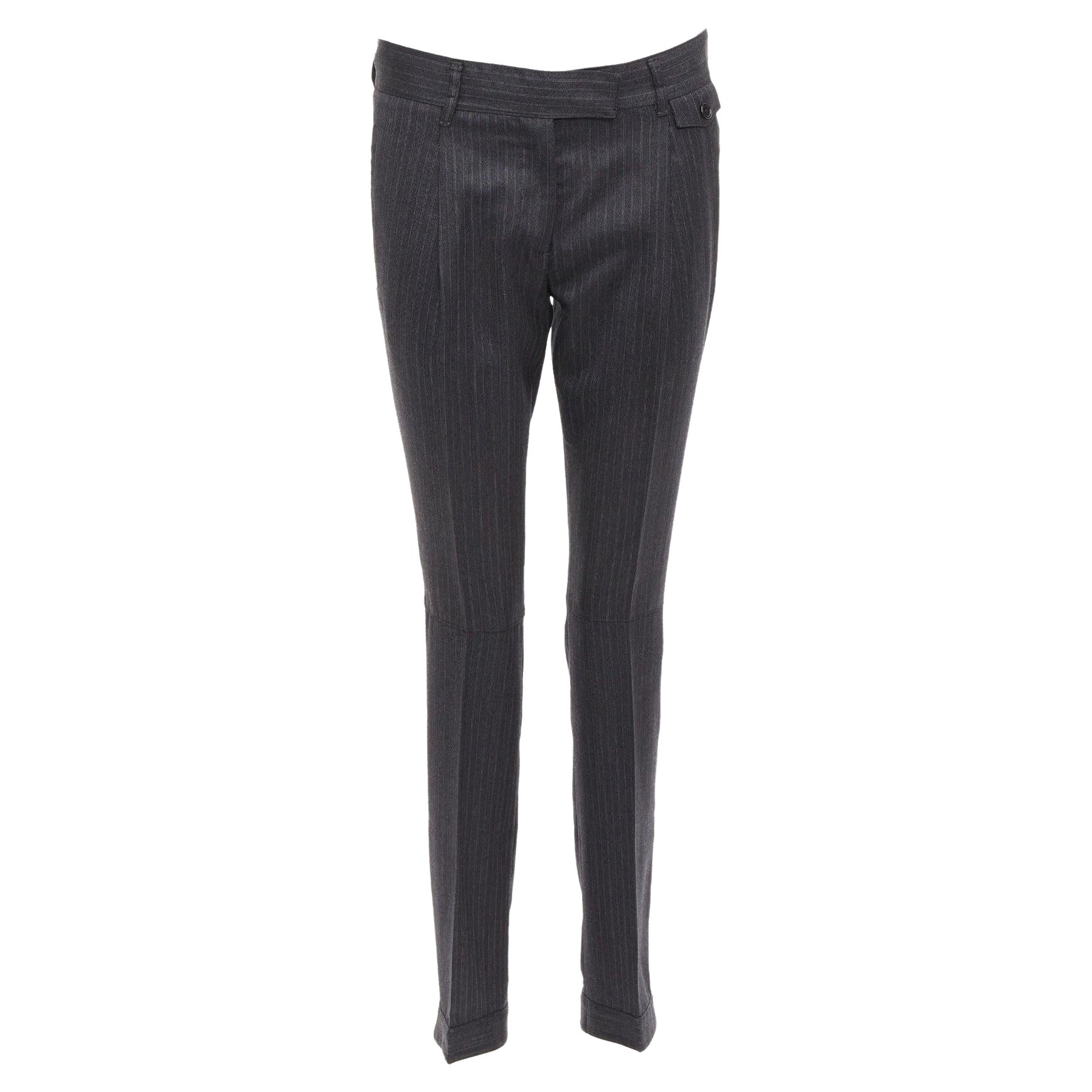 PRADA 2006 100% Wollgraue Nadelstreifen-Plissee-Hose mit Kapuze IT38 XS im Angebot