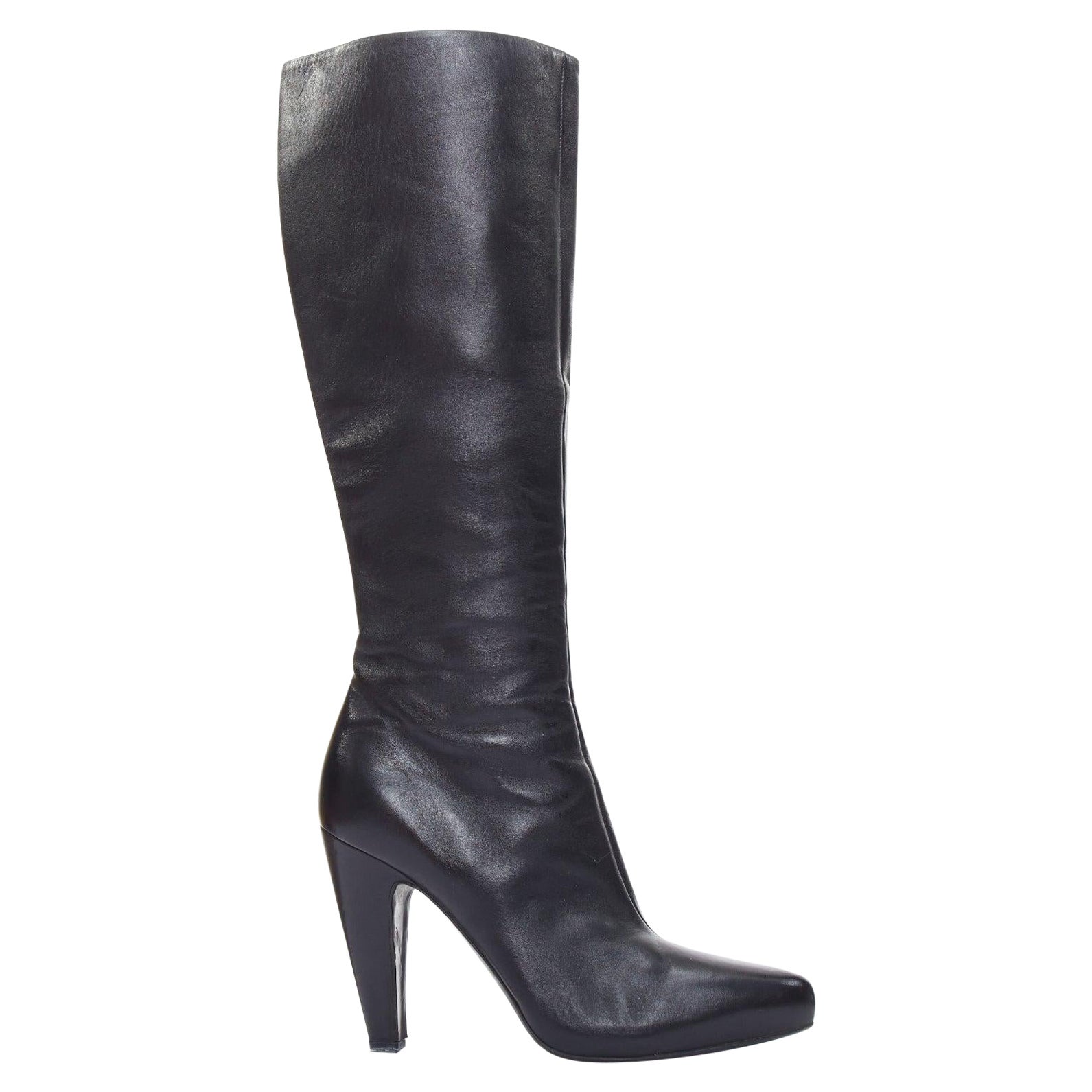 PRADA Schwarze hochhackige Stiefel aus Leder mit Kegelabsatz und spitz zulaufenden Zehen EU39