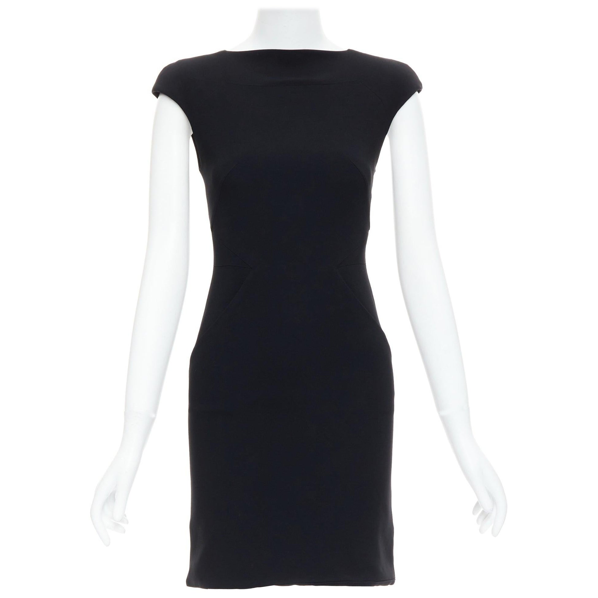 Gareth Pugh nero con manica imbottita e pad, tubino IT38 XS in vendita
